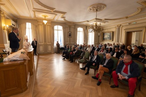 La Mairie De Lyon Me Rend Hommage Au Chef Pierre Orsi