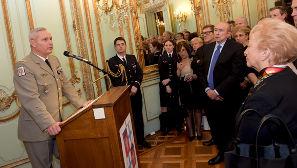 Les vœux du gouverneur militaire de Lyon sous le signe de Charlie