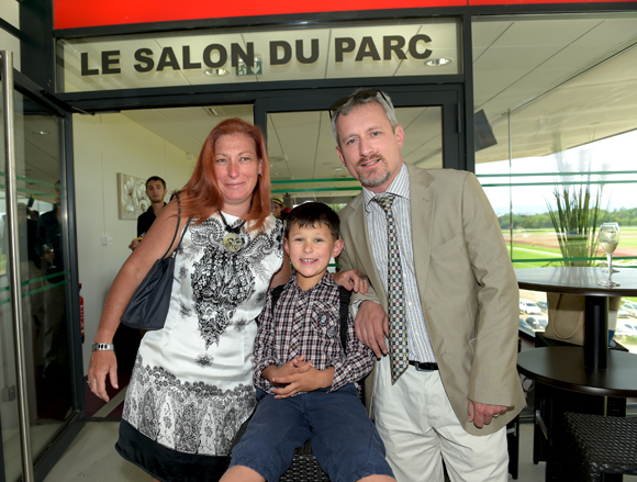 8. Arnaud Gindre (GFI), son épouse Sylvie (JP Coiffure) et leur fils Clément