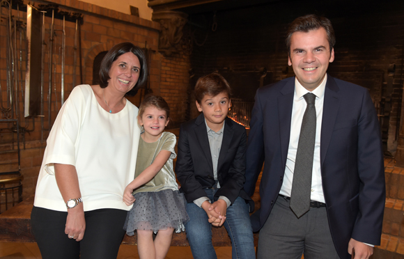 11. Arnaud Xerri, son épouse Candice, leurs enfants Ambre et Andréa