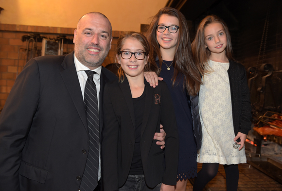 6. Philipe Bernachon, ses filles Giulia, Carla et Paola