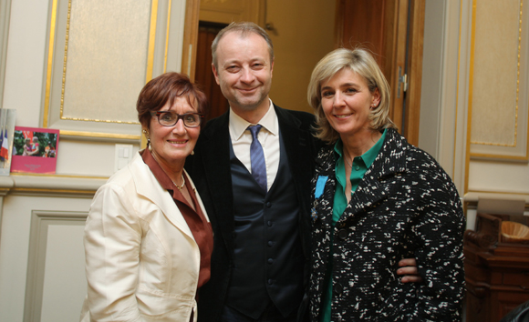 11. Marco (Lyon People) entouré de Nicole Chevassus, ancien maire du 6ème et Sophie Moreau, présidente de Courir Pour Elles