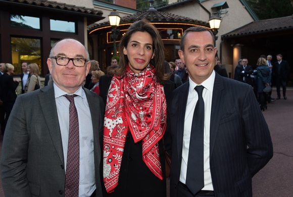 13. Yvon Léa, président de la Banque Rhône-Alpes), Xavier Gauduel, PDG du Groupe Gauduel et son épouse Alicia