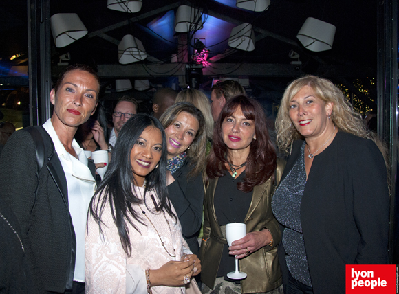 22. Carole, Sophy, Chantal (Little Italy), Lobna et Suella