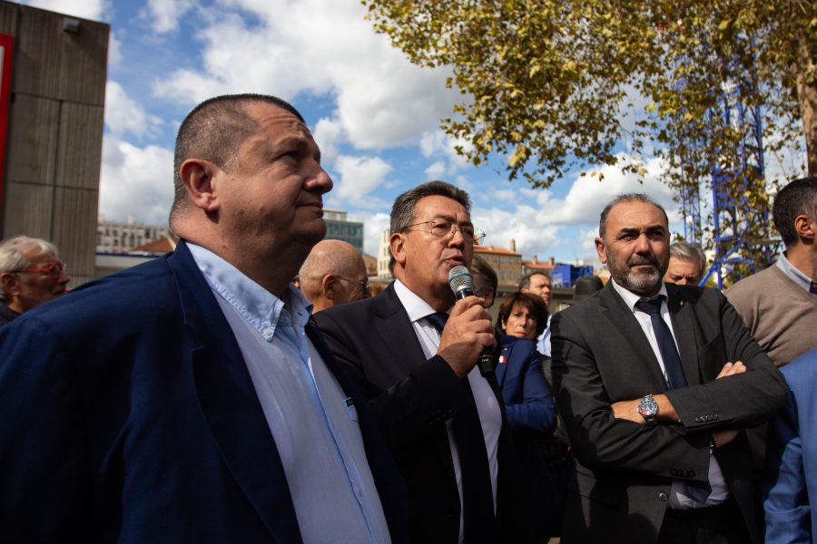 Les élus Christophe Marguin, Philippe Cochet et Gilles Gascon sont venus soutenir les manifestants.