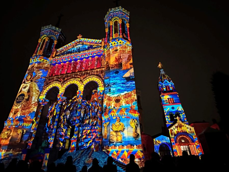 Lyon. La basilique de Fourvière en majesté, de Noël jusqu’au nouvel an